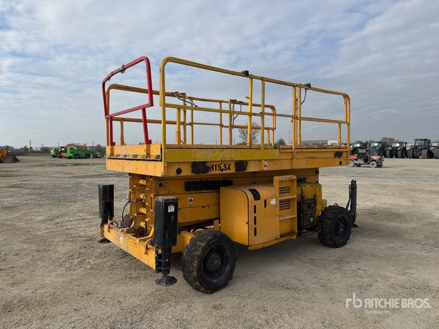 2009 Haulotte H15SX (Inoperable) Scissor Lift - Ножична работна платформа: снимка 2 2009 Haulotte H15SX (Inoperable) Scissor Lift - Ножична работна платформа: снимка 2