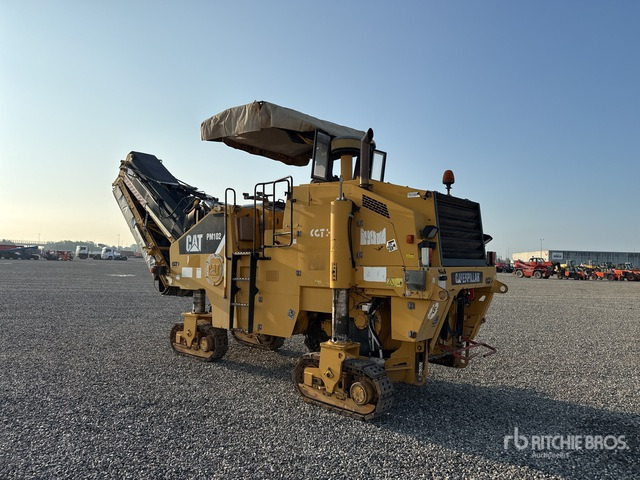 2011 Cat PM102 Tracked Cold Planer - Пътна фреза: снимка 3 2011 Cat PM102 Tracked Cold Planer - Пътна фреза: снимка 3