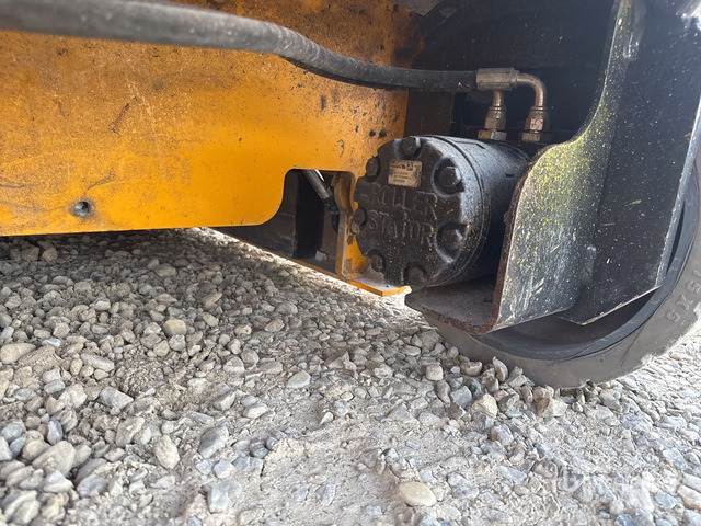 Ножична работна платформа 2011 Haulotte Compact 14 Electric Scissor Lift: снимка 6 Ножична работна платформа 2011 Haulotte Compact 14 Electric Scissor Lift: снимка 6