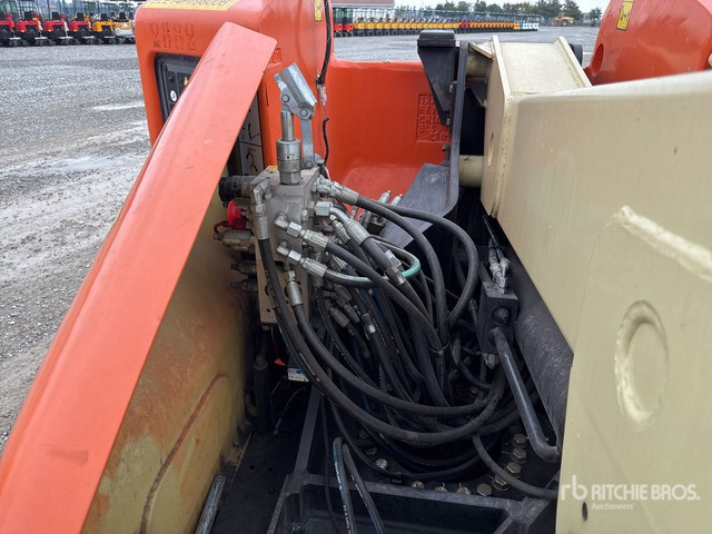2013 JLG E400AJPN Electric Articulating Boom Lift - Артикулираща платформа: снимка 5 2013 JLG E400AJPN Electric Articulating Boom Lift - Артикулираща платформа: снимка 5