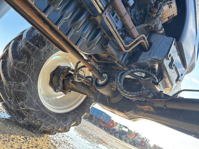 2013 New Holland T6030 4WD Tractor - Трактор: снимка 5 2013 New Holland T6030 4WD Tractor - Трактор: снимка 5