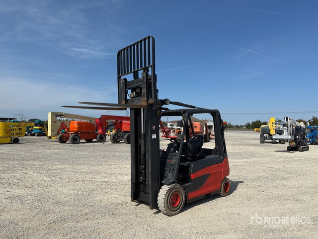 2014 Linde E30L-01 3000 kg Electric Forklift - Електрокар: снимка 2 2014 Linde E30L-01 3000 kg Electric Forklift - Електрокар: снимка 2