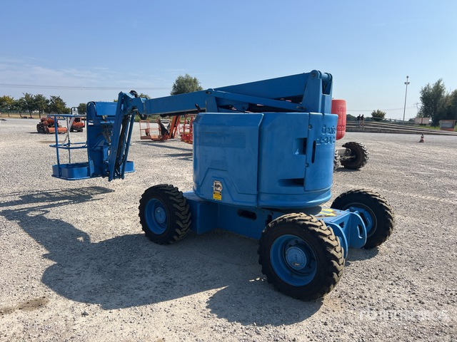 2015 Genie Z-34/22 (Inoperable) Articulating Boom Lift - Артикулираща платформа: снимка 4 2015 Genie Z-34/22 (Inoperable) Articulating Boom Lift - Артикулираща платформа: снимка 4