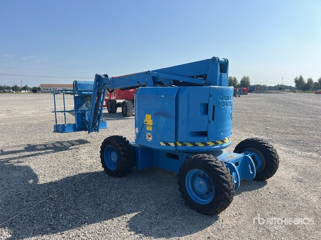 2015 Genie Z-34/22 (Inoperable) Articulating Boom Lift - Артикулираща платформа: снимка 4 2015 Genie Z-34/22 (Inoperable) Articulating Boom Lift - Артикулираща платформа: снимка 4