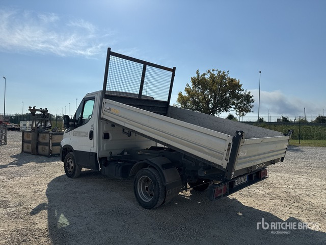 2015 Iveco Daily 35-110 Autocarro ribaltabile: carichi leggeri - Бус самосвал: снимка 4 2015 Iveco Daily 35-110 Autocarro ribaltabile: carichi leggeri - Бус самосвал: снимка 4