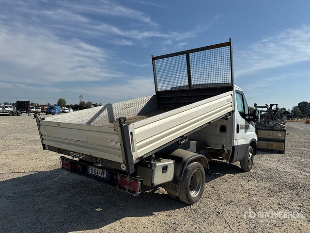 2015 Iveco Daily 35-110 Autocarro ribaltabile: carichi leggeri - Бус самосвал: снимка 3 2015 Iveco Daily 35-110 Autocarro ribaltabile: carichi leggeri - Бус самосвал: снимка 3