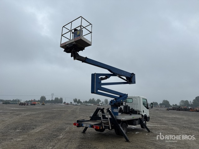 2015 Nissan Cabstar 35.12 2015 Socage DA 320 20 m on Bucket Truck - Автовишка: снимка 4 2015 Nissan Cabstar 35.12 2015 Socage DA 320 20 m on Bucket Truck - Автовишка: снимка 4