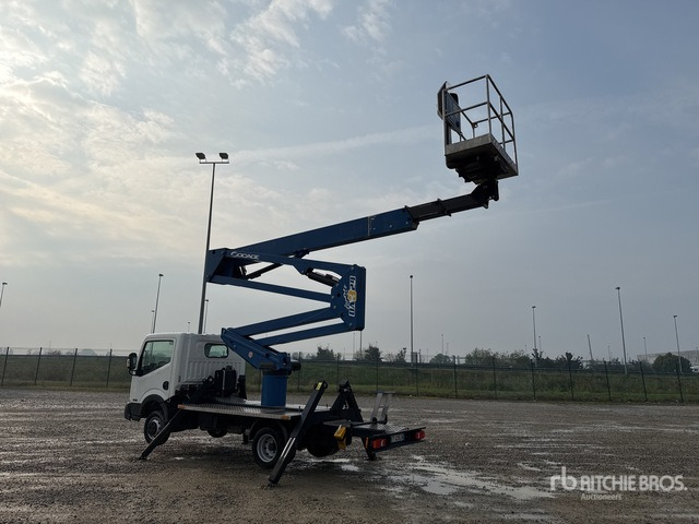 2015 Nissan Cabstar 35.12 2015 Socage DA324 24 m on Bucket Truck - Автовишка: снимка 3 2015 Nissan Cabstar 35.12 2015 Socage DA324 24 m on Bucket Truck - Автовишка: снимка 3