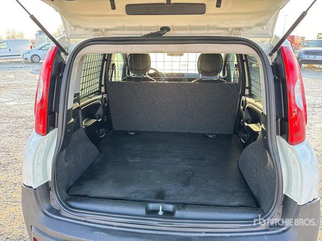 2016 Fiat Panda 1.3 MJT 80CV SES POP Van Truck - Камион фургон: снимка 4 2016 Fiat Panda 1.3 MJT 80CV SES POP Van Truck - Камион фургон: снимка 4