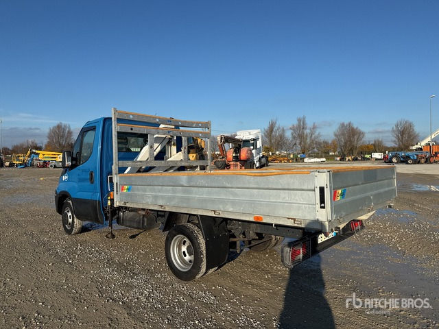 2016 Iveco 35C11 2016 Bonfiglioli P2300 L/2SI on ... Flatbed Truck with Crane - Бордови бус: снимка 5 2016 Iveco 35C11 2016 Bonfiglioli P2300 L/2SI on ... Flatbed Truck with Crane - Бордови бус: снимка 5