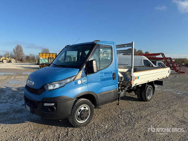 2016 Iveco 35C11 2016 Bonfiglioli P2300 L/2SI on ... Flatbed Truck with Crane - Бордови бус: снимка 2 2016 Iveco 35C11 2016 Bonfiglioli P2300 L/2SI on ... Flatbed Truck with Crane - Бордови бус: снимка 2