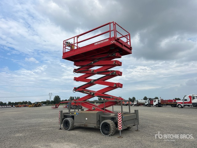 2017 Holland Lift HL220 D25 Piattaforma aerea verticale - Ножична работна платформа: снимка 3 2017 Holland Lift HL220 D25 Piattaforma aerea verticale - Ножична работна платформа: снимка 3
