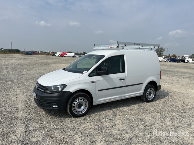 2017 Volkswagen Caddy 2.0 TDI 122CV 4MOTION VAN E6 Van Truck - Товарен бус: снимка 3 2017 Volkswagen Caddy 2.0 TDI 122CV 4MOTION VAN E6 Van Truck - Товарен бус: снимка 3