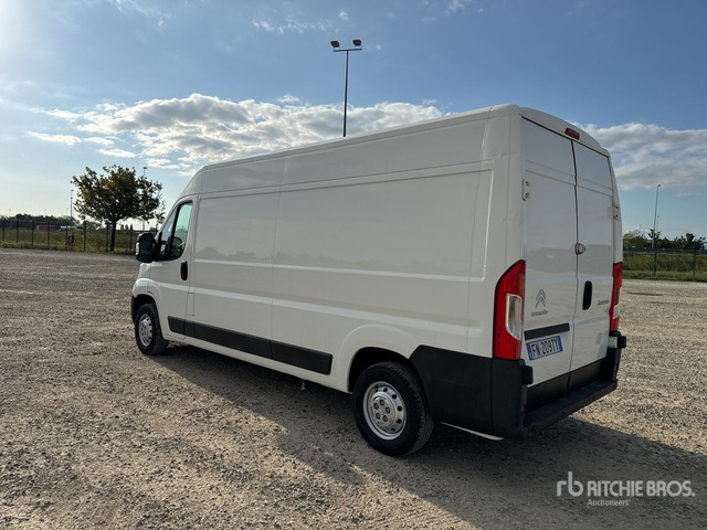 2018 Citroen Jumper 33 2.0BLUEHDI L3H2 130CV Van Truck - Товарен бус: снимка 3 2018 Citroen Jumper 33 2.0BLUEHDI L3H2 130CV Van Truck - Товарен бус: снимка 3