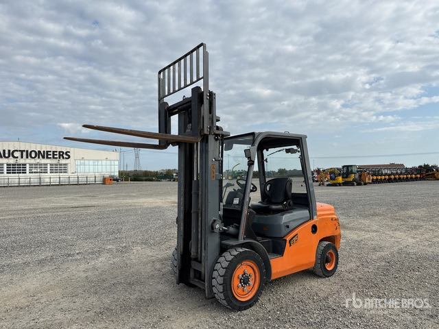 2019 Eurocosmec CPCD35T8 3500 kg Forklift - Мотокар: снимка 2 2019 Eurocosmec CPCD35T8 3500 kg Forklift - Мотокар: снимка 2