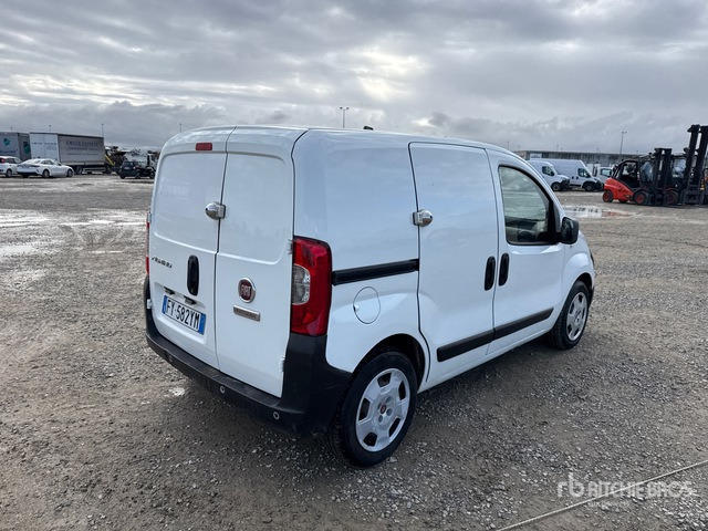 2019 Fiat Fiorino 1.3 MULTIJET 95 CV E6 SX Van Truck - Камион фургон: снимка 3 2019 Fiat Fiorino 1.3 MULTIJET 95 CV E6 SX Van Truck - Камион фургон: снимка 3