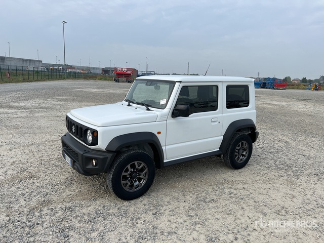 2019 Suzuki Jimny 1.5 Top 4wd allgrip 75KW/102CV SUV - Джип: снимка 2 2019 Suzuki Jimny 1.5 Top 4wd allgrip 75KW/102CV SUV - Джип: снимка 2