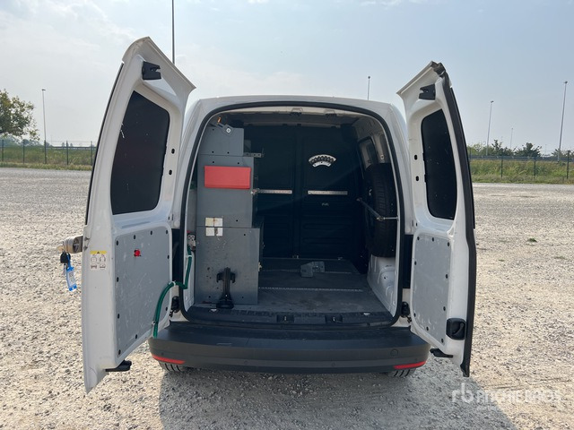 2019 Volkswagen Caddy 2.0 TDI 122CV 4MOTION BUSINESS Van Truck - Товарен бус: снимка 5 2019 Volkswagen Caddy 2.0 TDI 122CV 4MOTION BUSINESS Van Truck - Товарен бус: снимка 5