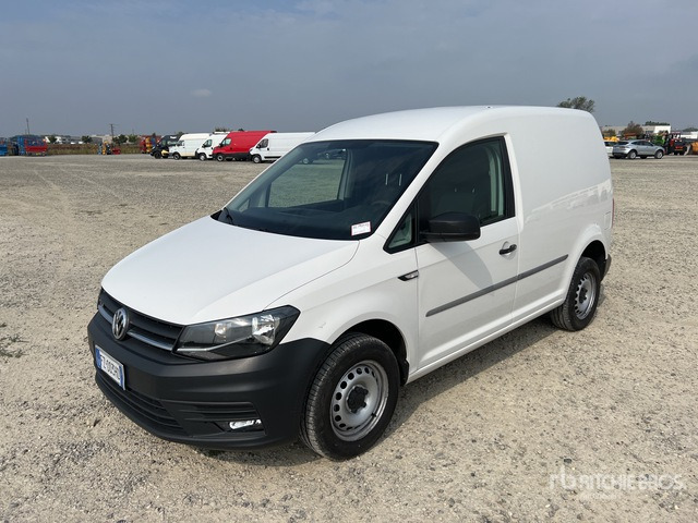 2019 Volkswagen Caddy 2.0 TDI 122CV 4MOTION BUSINESS Van Truck - Малък ван: снимка 2 2019 Volkswagen Caddy 2.0 TDI 122CV 4MOTION BUSINESS Van Truck - Малък ван: снимка 2