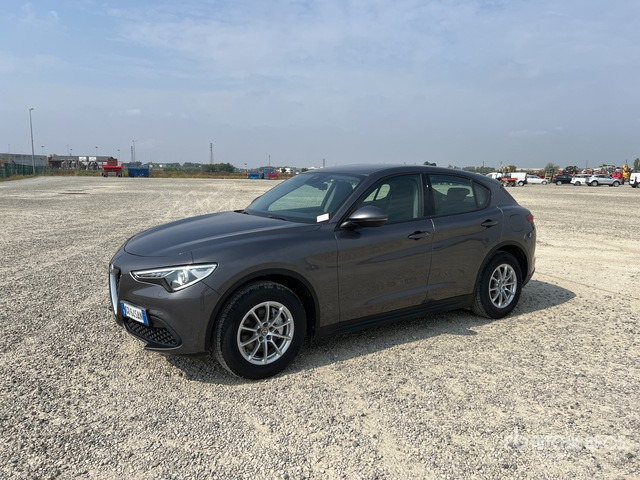 2020 Alfa Romeo Stelvio 2.2 TD 190CV AT8 Q4 BUSINESS SUV - Джип: снимка 1 2020 Alfa Romeo Stelvio 2.2 TD 190CV AT8 Q4 BUSINESS SUV - Джип: снимка 1