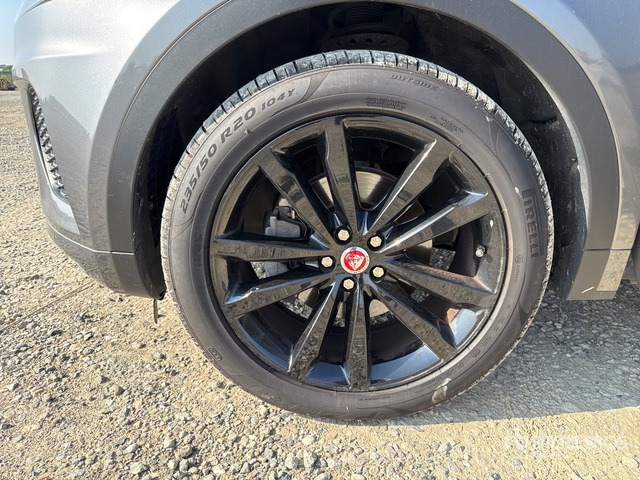 2020 Jaguar E Pace 2.0D I4 CHEQUERED FLAG AUTO 4WD SUV - Джип: снимка 4 2020 Jaguar E Pace 2.0D I4 CHEQUERED FLAG AUTO 4WD SUV - Джип: снимка 4