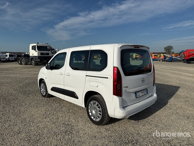 2021 Opel Combo LIFE 1.5 D 100CV EDITION PLUS L ... Van Truck - Малък ван: снимка 4 2021 Opel Combo LIFE 1.5 D 100CV EDITION PLUS L ... Van Truck - Малък ван: снимка 4