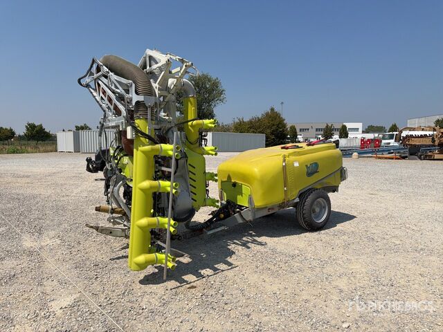 2021 Vma RMC 3 Rows Straddle 3-Point Hitch Sprayer - Навесна пръскачка: снимка 1 2021 Vma RMC 3 Rows Straddle 3-Point Hitch Sprayer - Навесна пръскачка: снимка 1