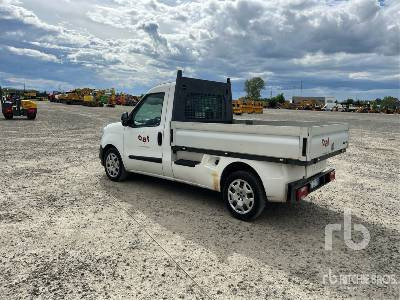 FIAT DOBLO WORKUP - Бордови камион: снимка 2 FIAT DOBLO WORKUP - Бордови камион: снимка 2