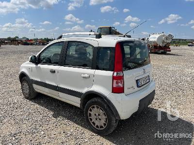 FIAT PANDA 4x4 - Лек автомобил: снимка 2 FIAT PANDA 4x4 - Лек автомобил: снимка 2