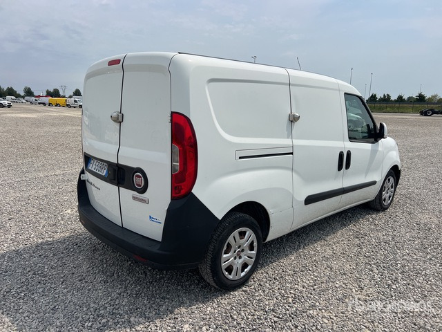 Fiat Doblo Cargo Van Truck - Товарен бус: снимка 4 Fiat Doblo Cargo Van Truck - Товарен бус: снимка 4