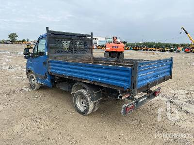 IVECO DAILY 35C11 (Inoperable) - Самосвал камион: снимка 3 IVECO DAILY 35C11 (Inoperable) - Самосвал камион: снимка 3