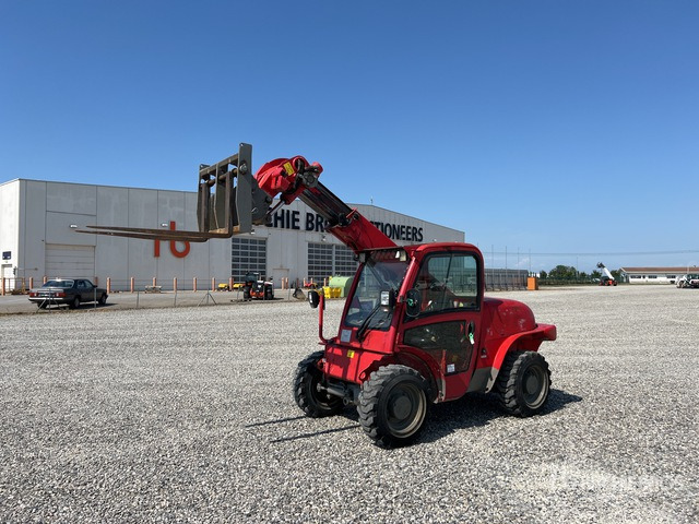 JCB 520-40 Sollevatore telescopico - Телескопичен товарач: снимка 4 JCB 520-40 Sollevatore telescopico - Телескопичен товарач: снимка 4