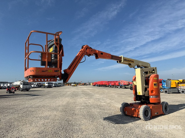JLG E300 AJP Piattaforma monobraccio articolata - Артикулираща платформа: снимка 1 JLG E300 AJP Piattaforma monobraccio articolata - Артикулираща платформа: снимка 1