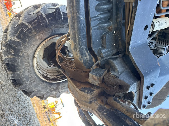 New Holland T7030 4WD Tractor - Трактор: снимка 5 New Holland T7030 4WD Tractor - Трактор: снимка 5