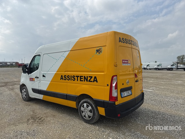Nissan NV400 Autocarro furgonato - Малък ван: снимка 1 Nissan NV400 Autocarro furgonato - Малък ван: снимка 1