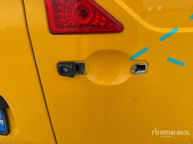 Nissan NV400 Autocarro furgonato - Малък ван: снимка 5 Nissan NV400 Autocarro furgonato - Малък ван: снимка 5