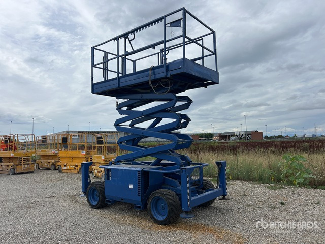 Skyjack SJ6832 RT Scissor Lift - Ножична работна платформа: снимка 1 Skyjack SJ6832 RT Scissor Lift - Ножична работна платформа: снимка 1