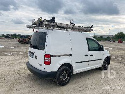 VOLKSWAGEN CADDY 2.0 TDI 110CV E5 4MOTION - Камион фургон: снимка 3 VOLKSWAGEN CADDY 2.0 TDI 110CV E5 4MOTION - Камион фургон: снимка 3