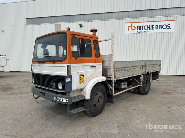 1984 Volvo F613 4x2 Camion Plateau 4x2 Flatbed Truck - Бордови камион: снимка 1 1984 Volvo F613 4x2 Camion Plateau 4x2 Flatbed Truck - Бордови камион: снимка 1