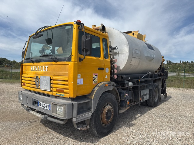 1995 Renault 1995 Acmar on 4x2 Crew Cab Repa ... Asphalt Distributor Truck - Гудронатор: снимка 2 1995 Renault 1995 Acmar on 4x2 Crew Cab Repa ... Asphalt Distributor Truck - Гудронатор: снимка 2