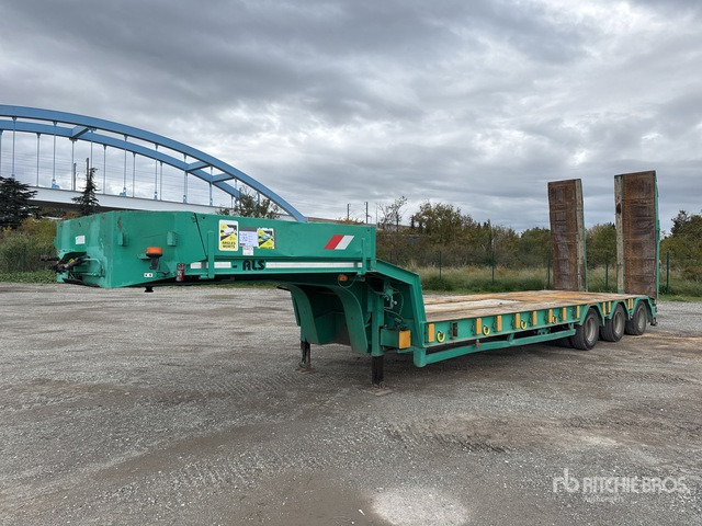 1999 TR AX Tri/A Semi-Remorque Porte-Engin ... Lowboy Trailer - Нискорамна площадка ремарке: снимка 1 1999 TR AX Tri/A Semi-Remorque Porte-Engin ... Lowboy Trailer - Нискорамна площадка ремарке: снимка 1