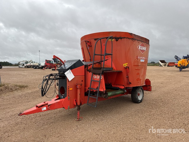 2006 Kuhn Euromix I 980 Melangeuse Distributrice Livestock Feeder - Миксер-вагон: снимка 2 2006 Kuhn Euromix I 980 Melangeuse Distributrice Livestock Feeder - Миксер-вагон: снимка 2