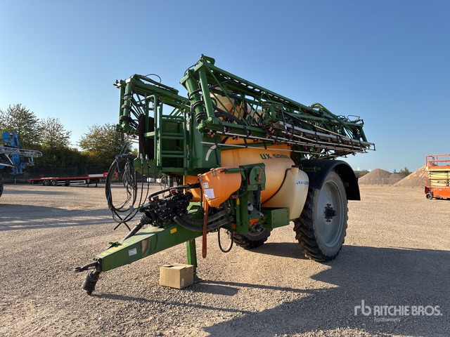 2007 Amazone UX5200 40 m High Clearance Pulverisate ... Pull-Type Sprayer - Прикачна пръскачка: снимка 1 2007 Amazone UX5200 40 m High Clearance Pulverisate ... Pull-Type Sprayer - Прикачна пръскачка: снимка 1