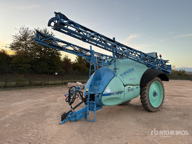 2008 Berthoud Tenor 35-37 28 m High Clearance Pulverisate ... Pull-Type Sprayer - Прикачна пръскачка: снимка 2 2008 Berthoud Tenor 35-37 28 m High Clearance Pulverisate ... Pull-Type Sprayer - Прикачна пръскачка: снимка 2