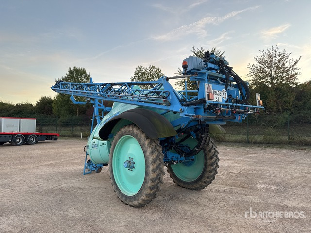 2008 Berthoud Tenor 35-37 28 m High Clearance Pulverisate ... Pull-Type Sprayer - Прикачна пръскачка: снимка 3 2008 Berthoud Tenor 35-37 28 m High Clearance Pulverisate ... Pull-Type Sprayer - Прикачна пръскачка: снимка 3