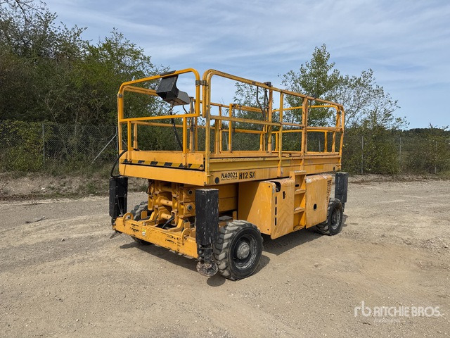 2008 Haulotte H12SX 4x4 Diesel Nacelle Ciseau Scissor Lift - Ножична работна платформа: снимка 2 2008 Haulotte H12SX 4x4 Diesel Nacelle Ciseau Scissor Lift - Ножична работна платформа: снимка 2
