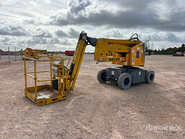2008 Haulotte HA12IP 2WD Electric Nacelle Articulee ... Articulating Boom Lift - Артикулираща платформа: снимка 3 2008 Haulotte HA12IP 2WD Electric Nacelle Articulee ... Articulating Boom Lift - Артикулираща платформа: снимка 3