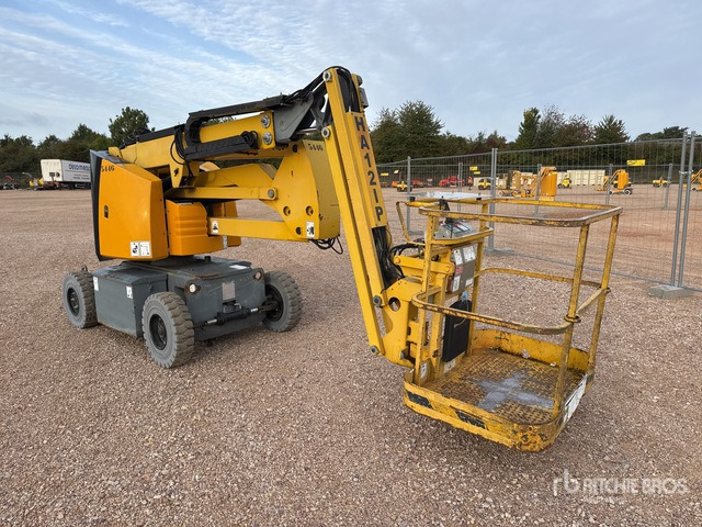 2008 Haulotte HA12IP 2WD Electric Nacelle Articulee ... Articulating Boom Lift - Артикулираща платформа: снимка 4 2008 Haulotte HA12IP 2WD Electric Nacelle Articulee ... Articulating Boom Lift - Артикулираща платформа: снимка 4