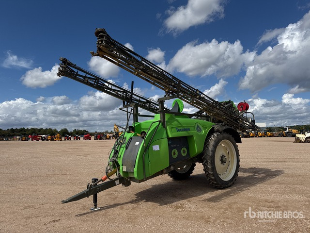 2008 Tecnoma Tecnis 3100 28 m S/A Pulverisateur Traine Pull-Type Sprayer - Прикачна пръскачка: снимка 2 2008 Tecnoma Tecnis 3100 28 m S/A Pulverisateur Traine Pull-Type Sprayer - Прикачна пръскачка: снимка 2