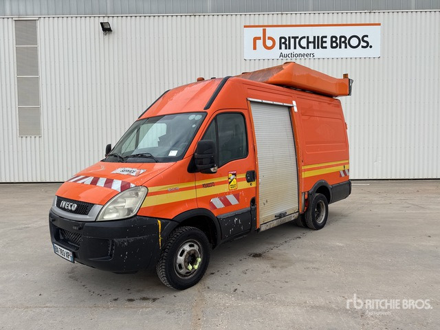 2011 Iveco 50C15 4x2 Vehicule Utilitaire Van Truck - Камион фургон: снимка 1 2011 Iveco 50C15 4x2 Vehicule Utilitaire Van Truck - Камион фургон: снимка 1